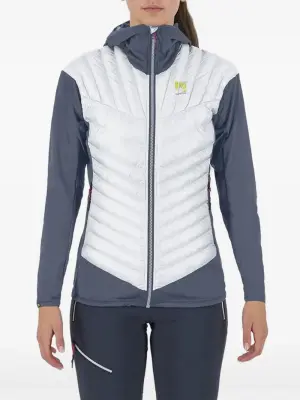 стеганая куртка с капюшоном