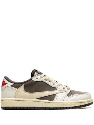 кроссовки Air Jordan 1 Low OG Reverse Mocha из коллаборации с Travis Scott