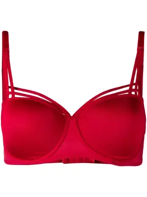 Dame de Paris' red balcony bra