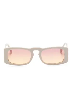 Солнцезащитные очки прямоугольной формы