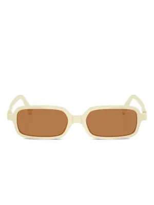 солнцезащитные очки с логотипом