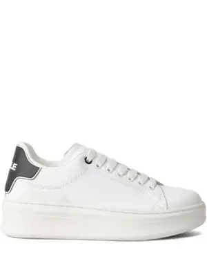 Кроссовки на платформе