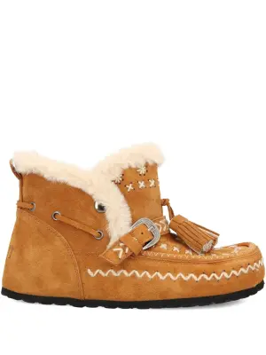Ботинки из замши с кисточками
