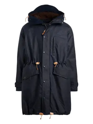 Горная парка с клапанами на карманах