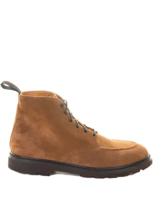 Замшевые ботинки на шнуровке