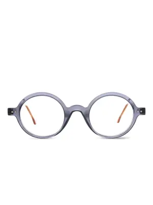 Очки в круглой оправе