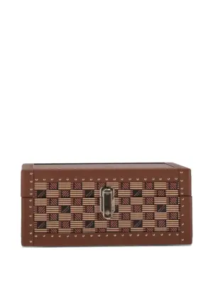 Шкатулка для украшений с заклепками