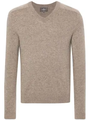 Свитер с V-образным вырезом