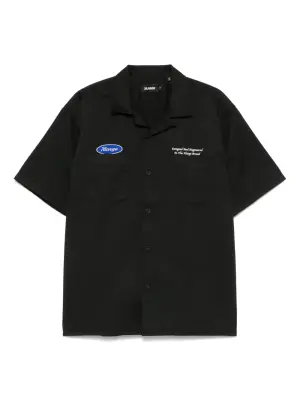 Рубашка с нашивкой-логотипом