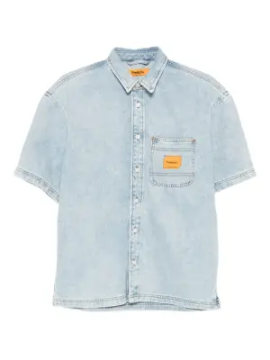 Рубашка с короткими рукавами и нашивкой-логотипом