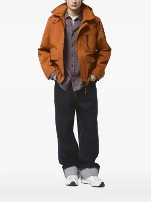 Куртка с капюшоном и нагрудным карманом