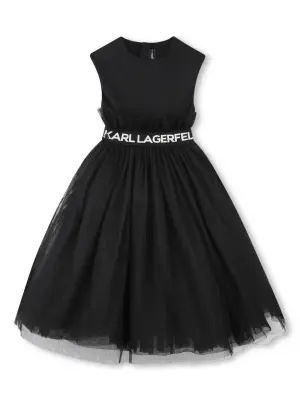 платье с логотипом