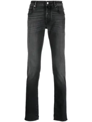 Mid-rise slim-cut jeans