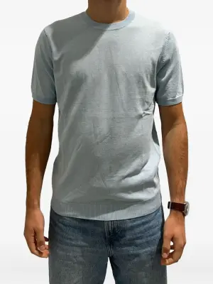 Футболка с круглым вырезом