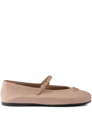 Балетки на плоской подошве