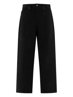 Джинсы с нашивкой-логотипом