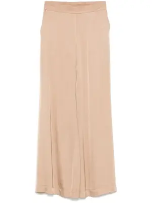 Расклешенные брюки