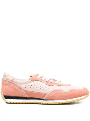 кроссовки с перфорацией