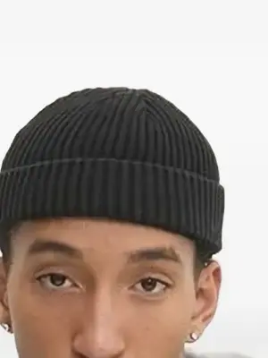 Стеганый пуховик с капюшоном