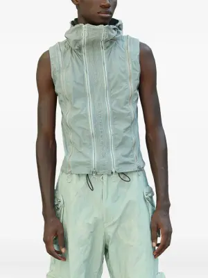 жилет на молнии с капюшоном