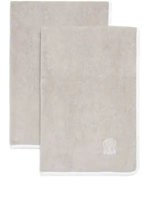 Полотенце с вышитым логотипом