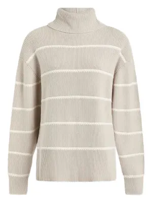 Вязаный свитер с воротником-стойкой в рубчик