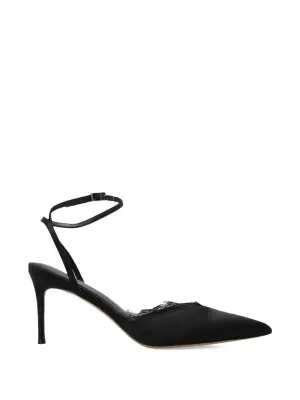 Атласные туфли с кружевной отделкой