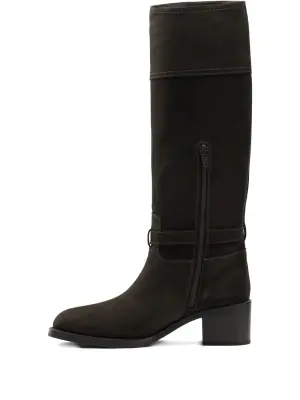 Сапоги с ремешком и пряжкой