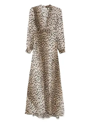 Платье с V-образным вырезом