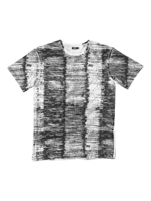 футболка с логотипом