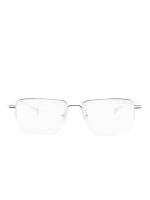 Очки в прямоугольной оправе