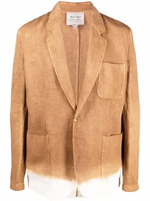 Однобортный пиджак с заостренными лацканами