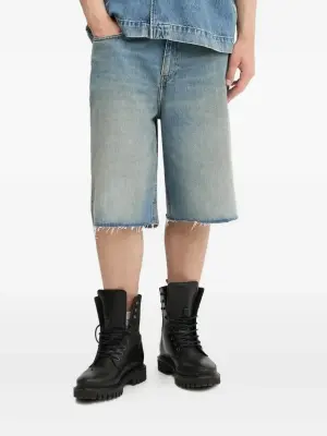 Джинсовые шорты с бахромой