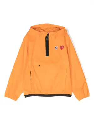 Куртка с капюшоном и нашивкой-логотипом