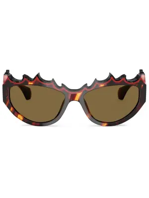 Солнцезащитные очки в геометричной оправе