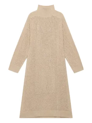 Вязаное миди-платье с высоким воротом
