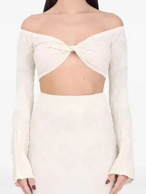 Топ с открытыми плечами