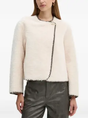 Куртка на пуговицах