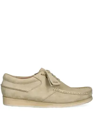 туфли на шнуровке