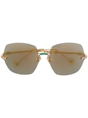 Oversized sunglasses