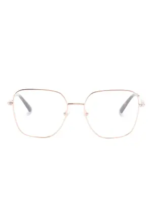 Очки в массивной оправе