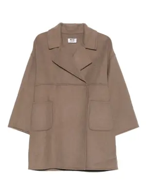 Пальто с накладными карманами