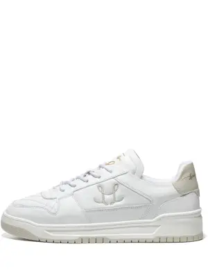 Стеганые кроссовки на шнуровке