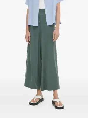 Брюки широкого кроя с эластичным поясом