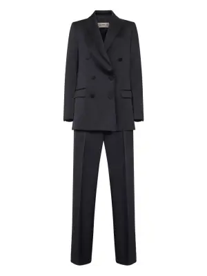 Костюм с двубортным пиджаком