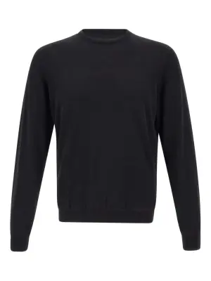 Свитер с длинными рукавами