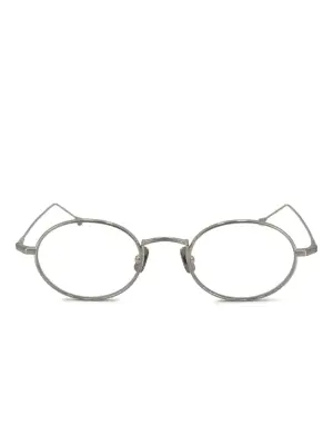 Очки в овальной оправе