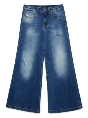 Широкие джинсы