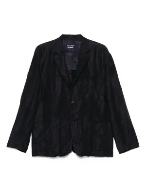 Пиджак в тонкую полоску