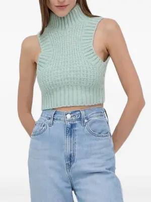 Топ с высоким воротником и открытой спиной